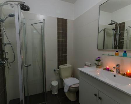 Zimmer Ba'Ir Kfar Saba Exterior foto